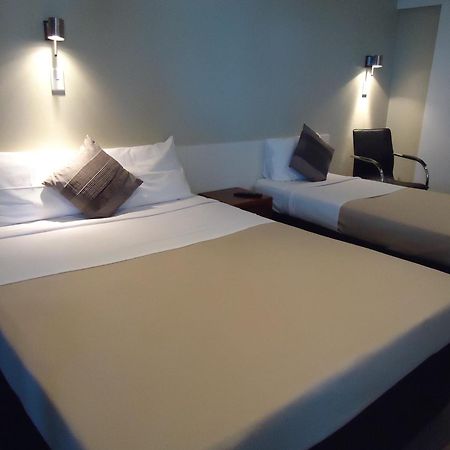 Moondarra Motel Innisfail Dış mekan fotoğraf