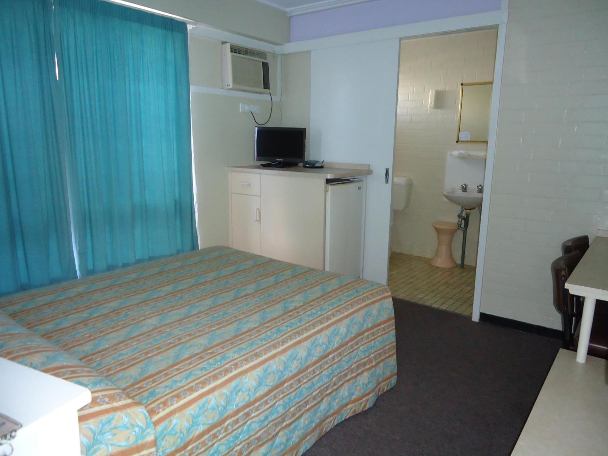 Moondarra Motel Innisfail Dış mekan fotoğraf