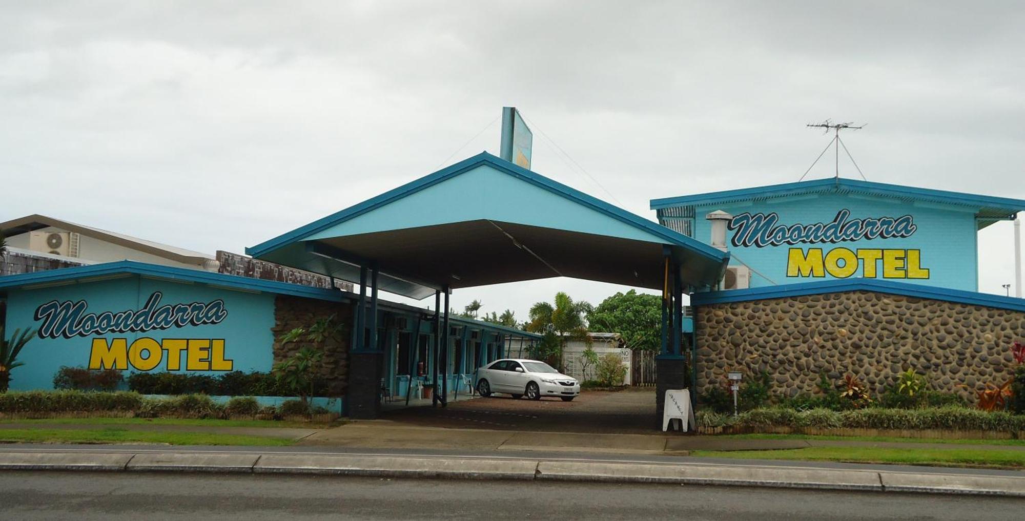 Moondarra Motel Innisfail Dış mekan fotoğraf
